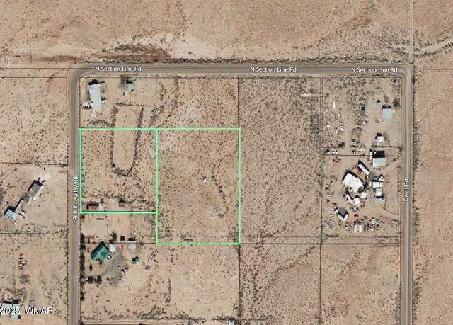 Property at 1901 Perkins Valley Rd, Holbrook, AZ 86025