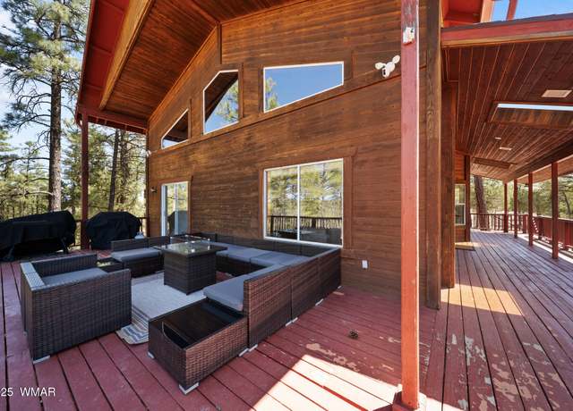 Property at 746 Jacks Wild Rd, Show Low, AZ 85901, 3 beds, 2 baths