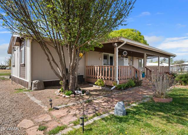 Property at 4716 W Sunflower Dr, Taylor, AZ 85939, 3 beds, 2 baths
