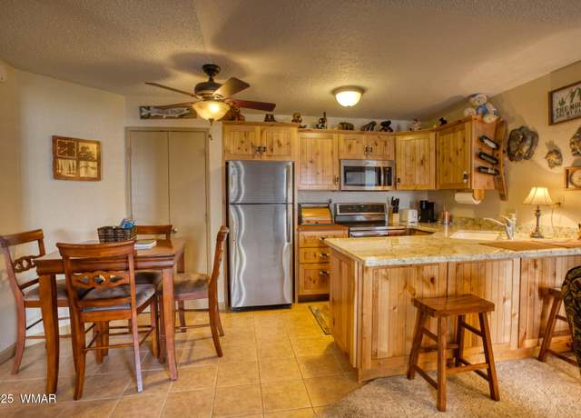 Property at 2700 S White Mountain Rd, Show Low, AZ 85901, 2 beds, 2 baths