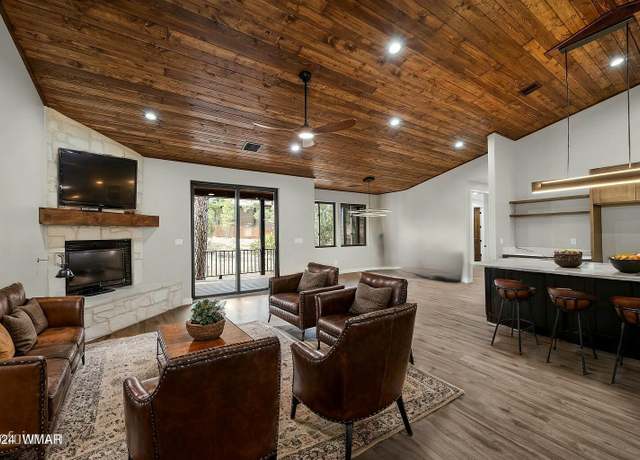 Property at 2780 N Eagle View Cir, Show Low, AZ 85901, 4 beds, 3 baths