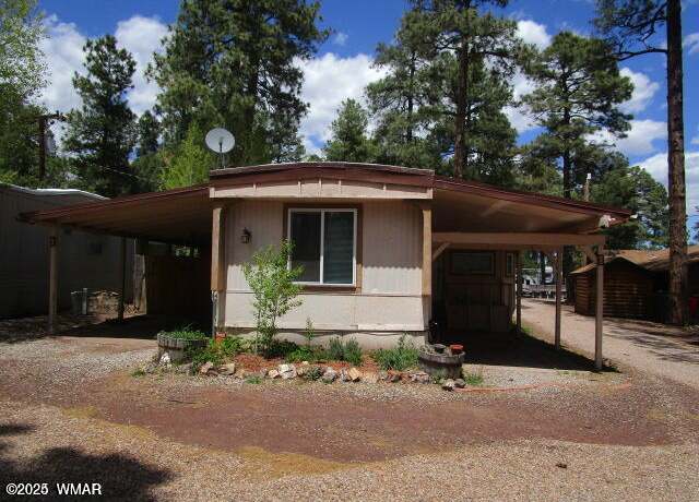 Property at 3860 S White Mountain Rd, Show Low, AZ 85901, 2 beds, 1.5 baths