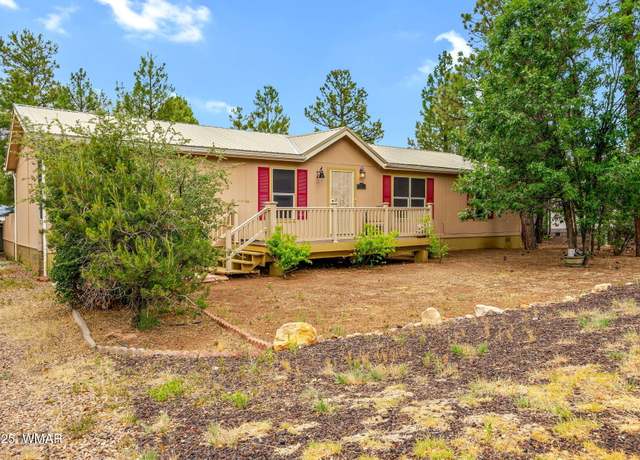 Property at 621 S 2nd St, Show Low, AZ 85901, 3 beds, 2 baths
