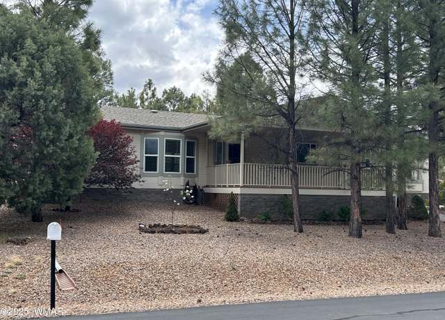 Property at 2081 Pineview Dr, Show Low, AZ 85901, 3 beds, 2 baths