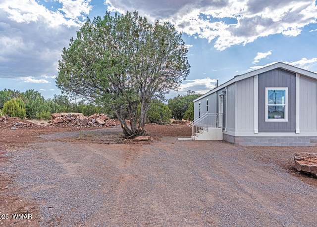 Property at 1758 Chipman Pl, Show Low, AZ 85901, 2 beds, 1 bath