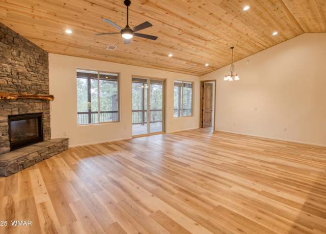 Property at 3360 W Mariposa Ln, Show Low, AZ 85901, 3 beds, 2.5 baths