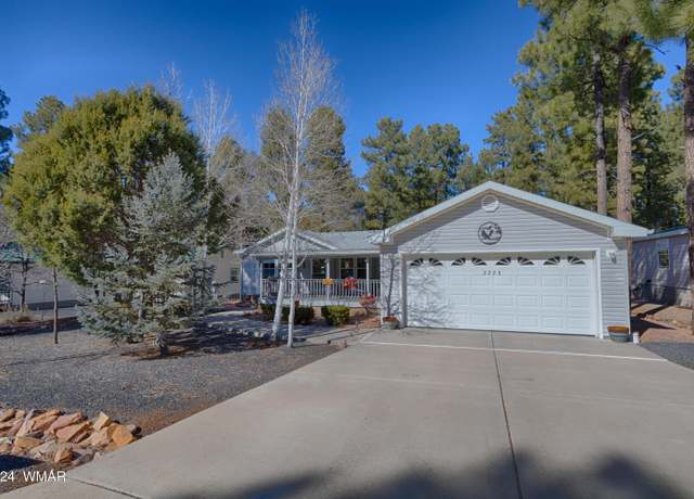 Property at 2220 Hacienda Way, Show Low, AZ 85901, 3 beds, 2 baths