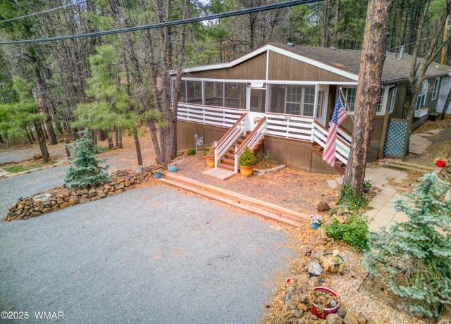 Property at 3811 Mark Twain Dr, Pinetop, AZ 85935, 3 beds, 2 baths