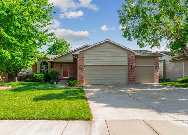 Property at 8522 W 34th St N, Wichita, KS 67205, 3 beds, 3 baths
