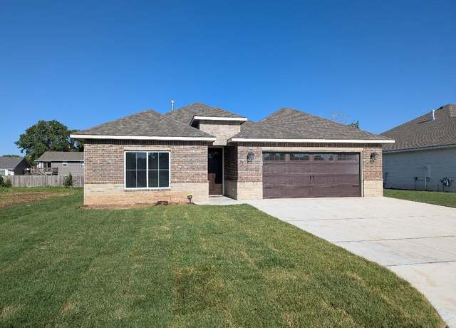 Property at 729 N Cedar Down Cir, Wichita, KS 67235, 4 beds, 2 baths