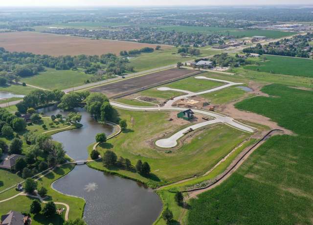 Property at 619 Glen Creek Ct, Newton, KS 67114