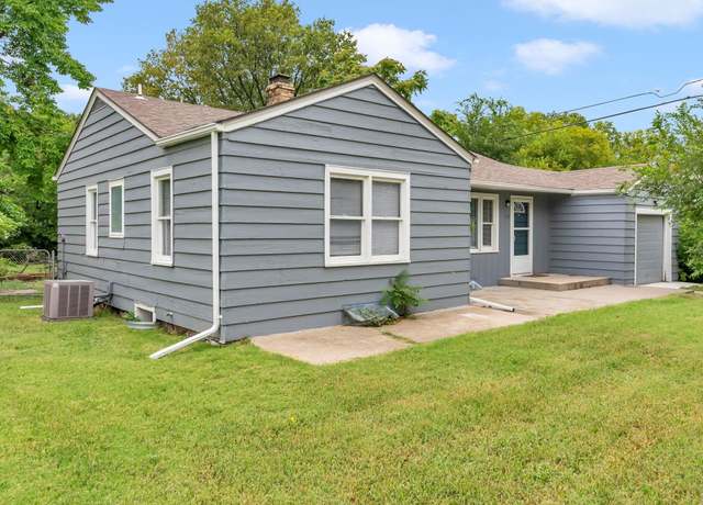 Property at 1027 S Pine St, Newton, KS 67114, 3 beds, 2 baths