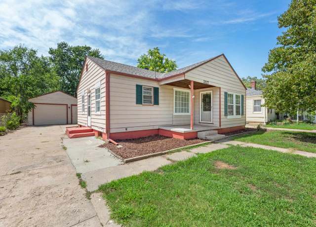 Property at 2227 S Ellis St, Wichita, KS 67211, 2 beds, 1 bath