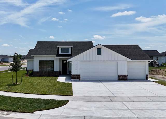 Property at 5531 N St. Paul St, Wichita, KS 67204, 3 beds, 2 baths