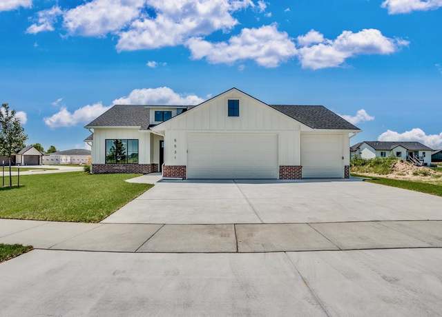 Property at 5531 N St. Paul St, Wichita, KS 67204, 3 beds, 2 baths