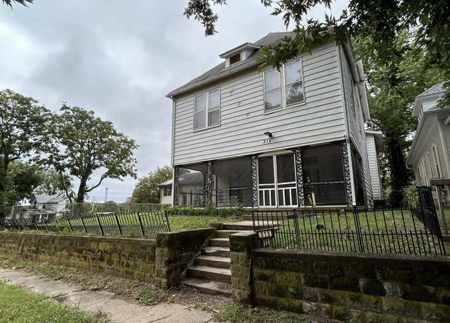 Property at 315 E Central, Arkansas City, KS 37005, 7 beds, 2 baths