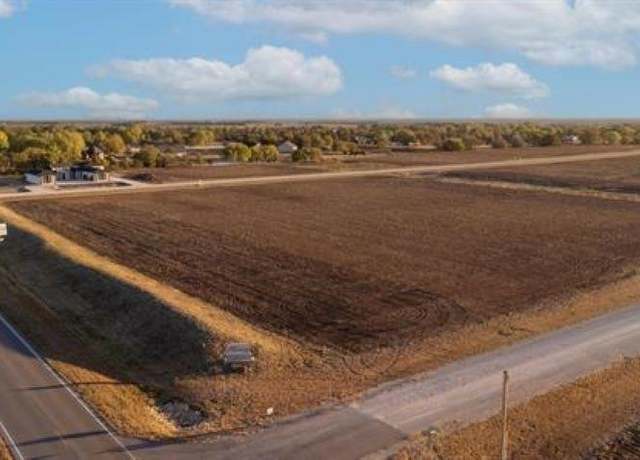 Property at 19661 W Hickory St, Goddard, KS 67052