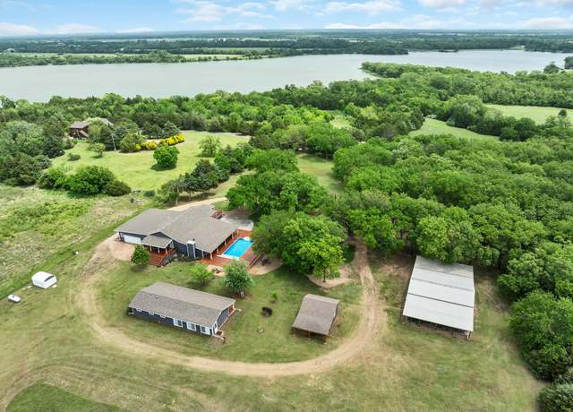 Property at 8139 Tawakoni, Augusta, KS 67010, 3 beds, 3.5 baths