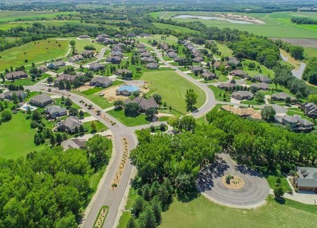 Property at 2466 Glencoe Cir, Salina, KS 67401