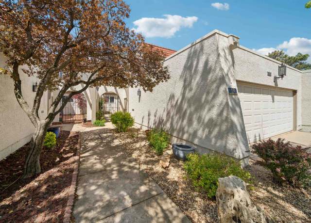 Property at 58 E Via Roma St, Wichita, KS 67230, 3 beds, 3 baths