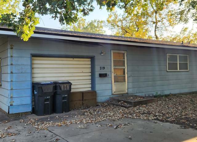 Property at 719 W 5th St, Newton, KS 67114, 3 beds, 1.5 baths