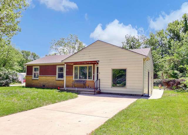 Property at 701 W 4th St, Haysville, KS 67060, 3 beds, 1 bath