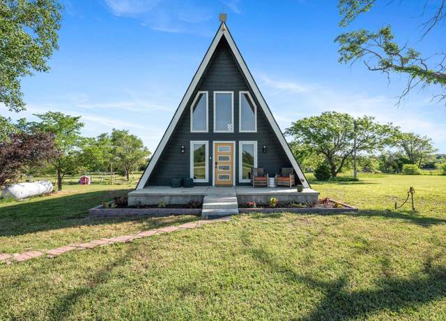 Property at 12414 E 75th St S, Derby, KS 67037-9561, 4 beds, 2 baths
