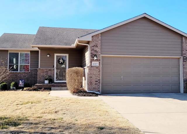 Property at 1317 E Hurley St, Haysville, KS 67060, 3 beds, 2 baths