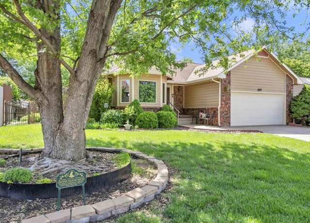 Property at 409 N David St, Wichita, KS 67212, 3 beds, 2 baths