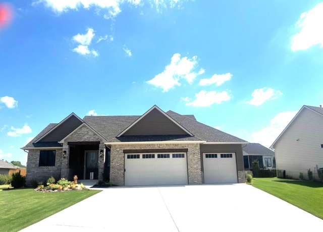 Property at 3710 N Crest Cir, Wichita, KS 67226, 6 beds, 3.5 baths