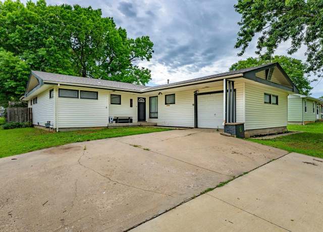 Property at 525 Marmaton Rd, El Dorado, KS 67042, 3 beds, 2 baths