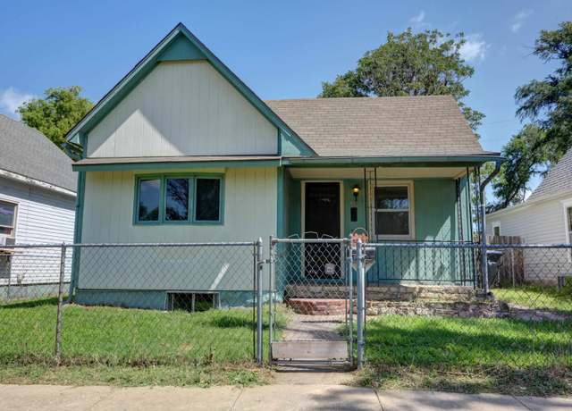 Property at 322 SW 2nd St, Newton, KS 67114, 2 beds, 1 bath