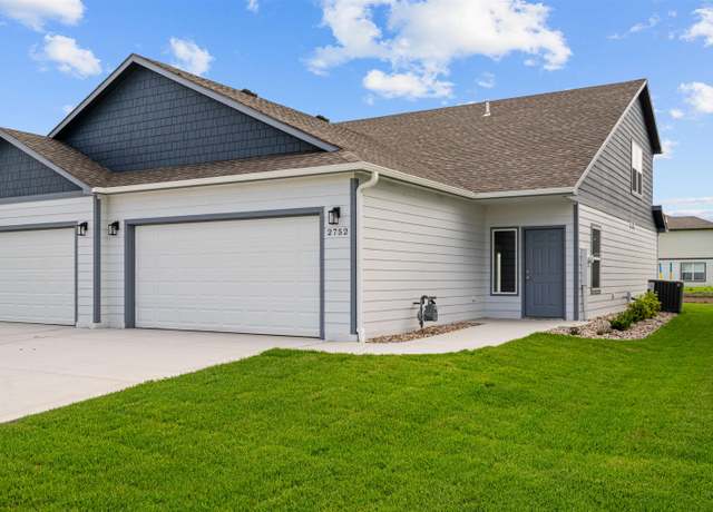 Property at 2752 Amelia, Salina, KS 67401, 3 beds, 3 baths