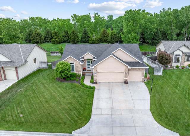 Property at 8306 W Candlewood Cir, Wichita, KS 67205, 4 beds, 3 baths