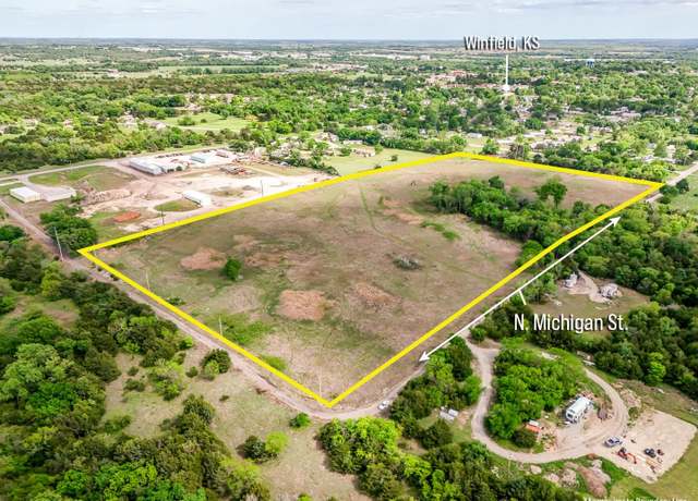 Property at 700 N Michigan, Winfield, KS 67156