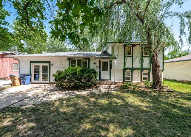Property at 528 N Dexter Ave, Valley Center, KS 67147, 4 beds, 2 baths