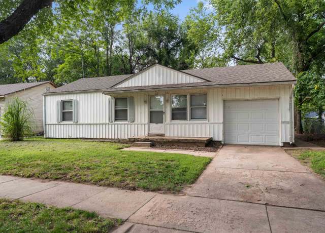 Property at 1121 E Luther St, Wichita, KS 67216, 3 beds, 1 bath