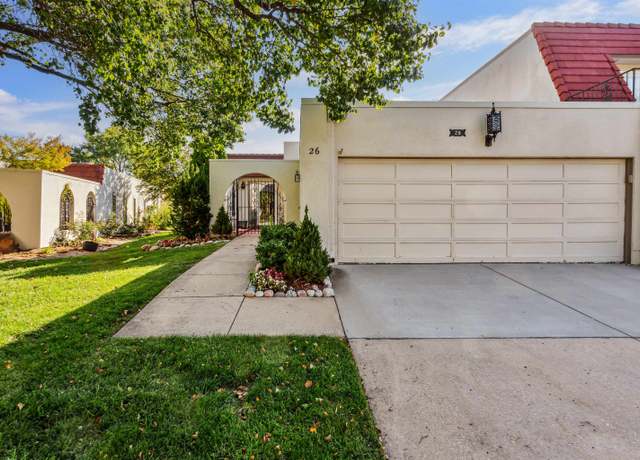 Property at 26 E Via Roma, Wichita, KS 67230, 3 beds, 3 baths