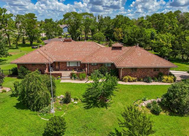 Property at 12400 E Lynne, Wichita, KS 67207, 2 beds, 4 baths