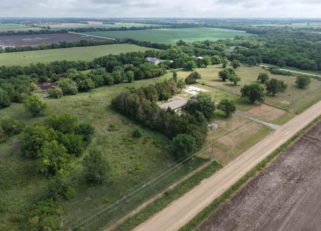 Property at 1988 Moccasin Rd, Galva, KS 67443, 3 beds, 2 baths
