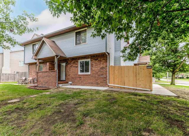 Property at 9029 W Westlawn St #2, Wichita, KS 67212, 3 beds, 2.5 baths