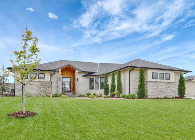 Property at 2831 N Anna Ct, Wichita, KS 67205, 5 beds, 5.5 baths