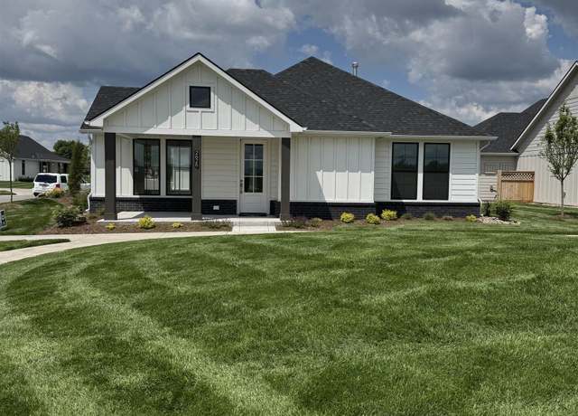 Property at 2628 W Shearwater, Wichita, KS 67204, 2 beds, 2 baths