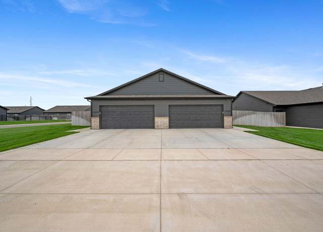 Property at 13436 W Haskell Ct, Wichita, KS 67235, 3 beds, 2 baths