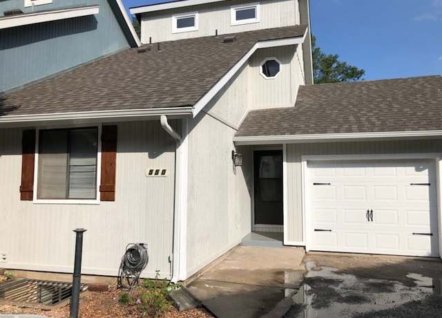 Property at 550 S Woodchuck Ln, Wichita, KS 67209, 3 beds, 3 baths