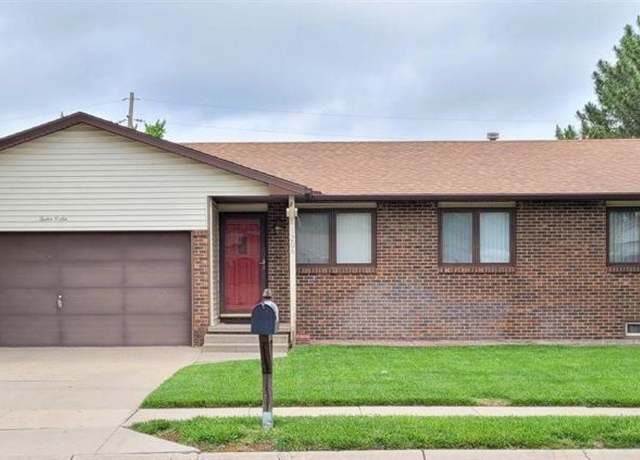 Property at 1206 E 27th St, Hutchinson, KS 67502, 3 beds, 1.5 baths