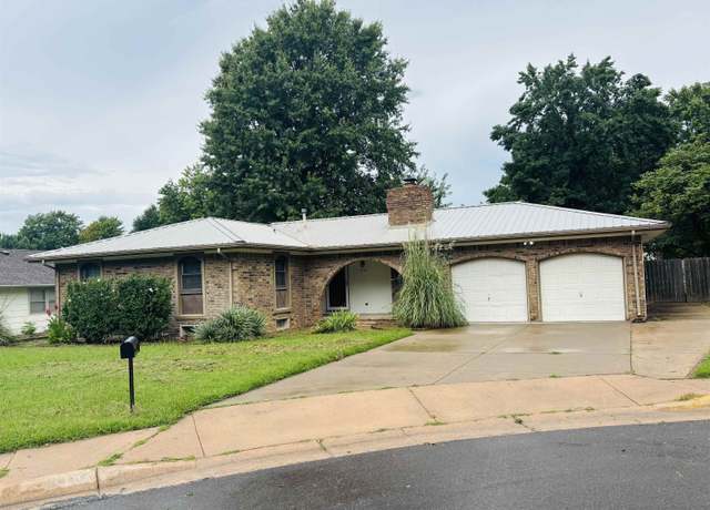 Property at 1306 N Brookfield Ln, Derby, KS 67037, 3 beds, 3 baths