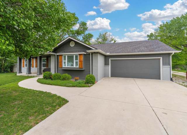 Property at 151 N Jackson Heights St, Wichita, KS 67206, 4 beds, 3 baths