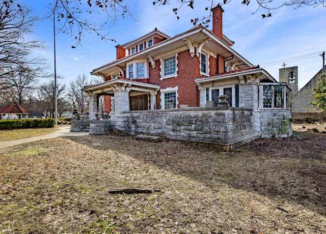 Property at 209 S Highland Ave, Chanute, KS 66720, 5 beds, 6.5 baths