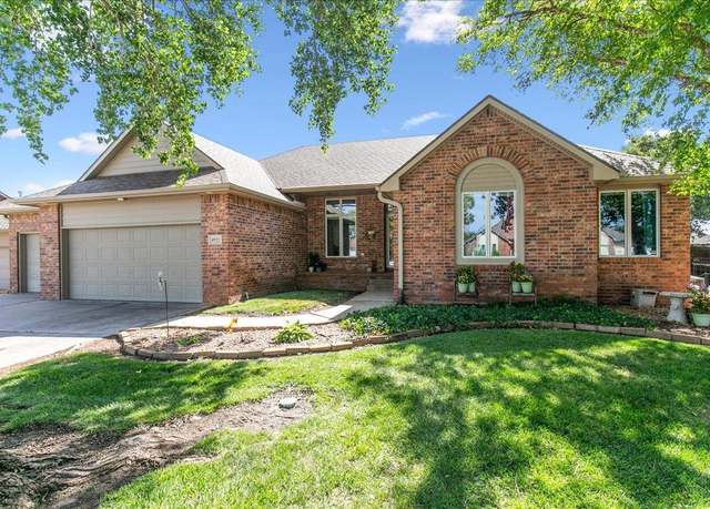 Property at 4922 N Harborside Dr, Wichita, KS 67204, 4 beds, 3 baths